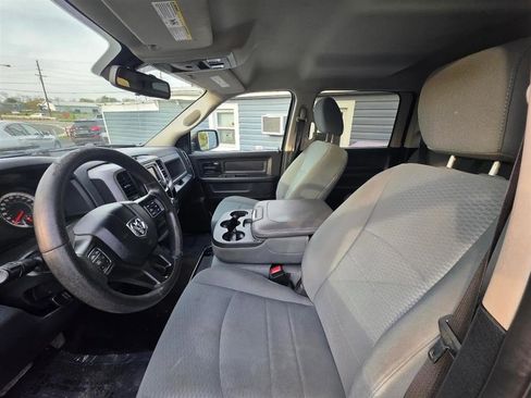Used 2016 RAM 1500 Express w/ Black Ram 1500 Express Group AWD/4WD image 11