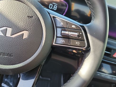 Certified 2025 Kia Seltos S FWD image 25