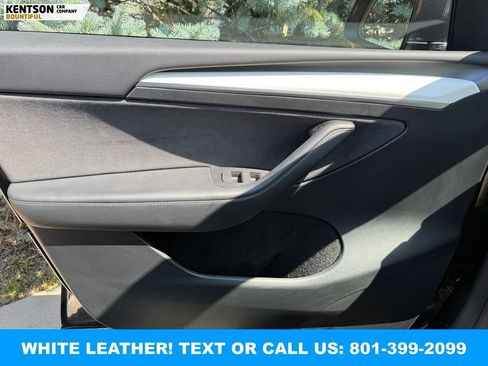 Used 2024 Tesla Model Y Long Range AWD/4WD image 16