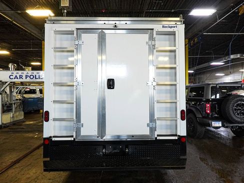 Used 2022 Chevrolet Express 3500 w/ Power Convenience Package RWD image 5