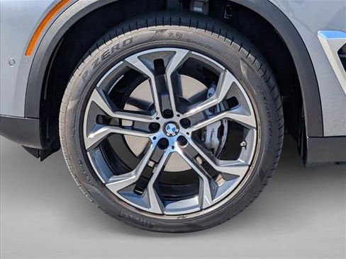 Used 2024 BMW X5 sDrive40i w/ Parking Assistance Package image 26