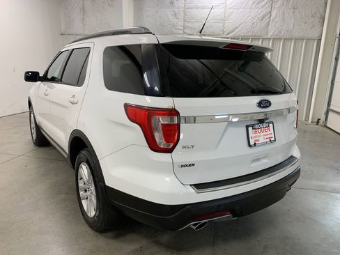 Used 2018 Ford Explorer XLT w/ Equipment Group 201A image 25