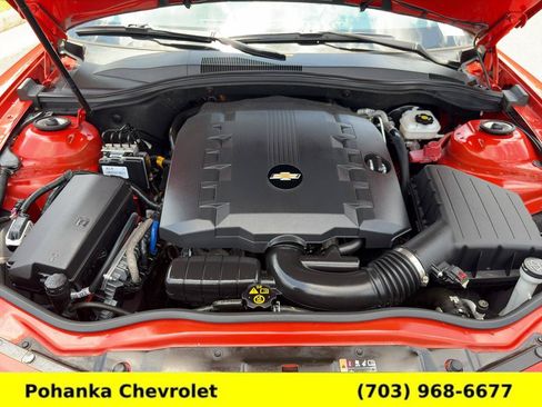 Used 2013 Chevrolet Camaro LT RWD image 29