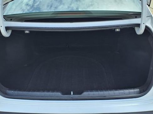 Used 2025 Kia K4 LXS image 12