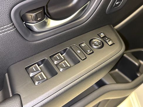 New 2026 Honda Pilot Touring image 21