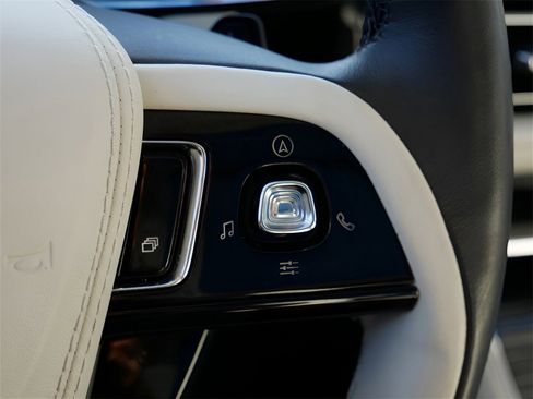 Certified 2023 Lincoln Aviator Black Label w/ Class IV Trailer Tow Package image 19