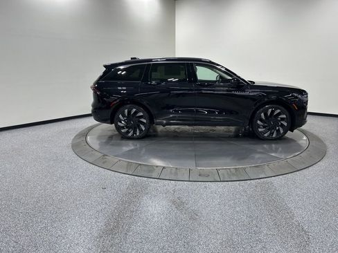 New 2026 Lincoln Nautilus Black Label w/ Jet Appearance Package AWD/4WD image 5