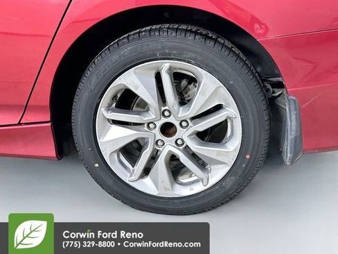 Used 2018 Honda Accord LX image 28