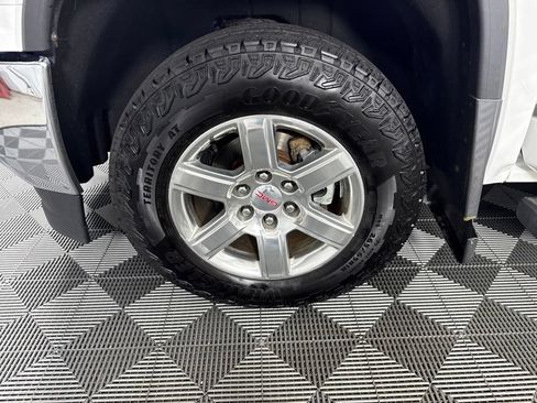 Used 2018 GMC Sierra 1500 SLT AWD/4WD image 10