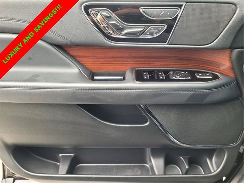 Used 2023 Lincoln Navigator L Reserve image 29
