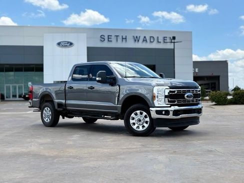 Used 2024 Ford F250 XLT w/ 360-Degree Camera Package AWD/4WD image 1