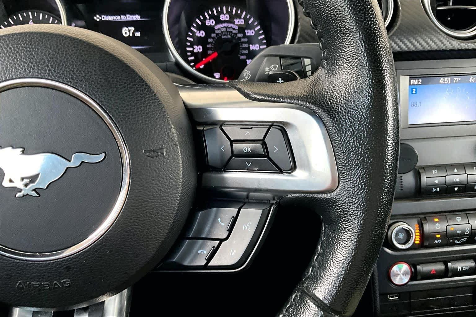 Used 2020 Ford Mustang Coupe RWD image 23