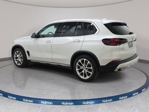 Used 2024 BMW X5 xDrive40i w/ Premium Package image 8