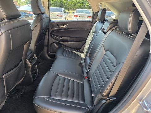 Used 2024 Ford Edge SEL image 23