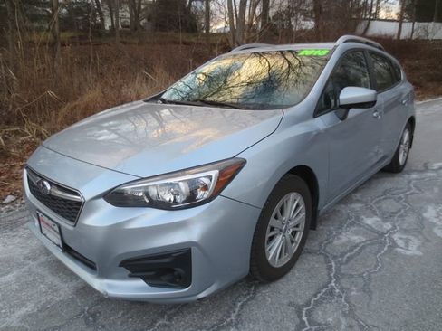 Used 2018 Subaru Impreza 2.0i Premium image 1