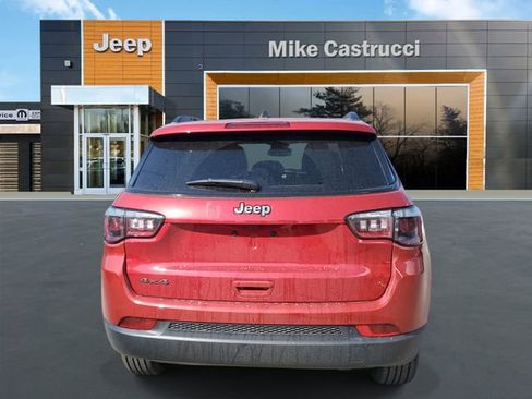 New 2026 Jeep Compass Latitude image 4
