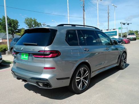 Used 2023 BMW X7 xDrive40i w/ M Sport Package AWD/4WD image 6