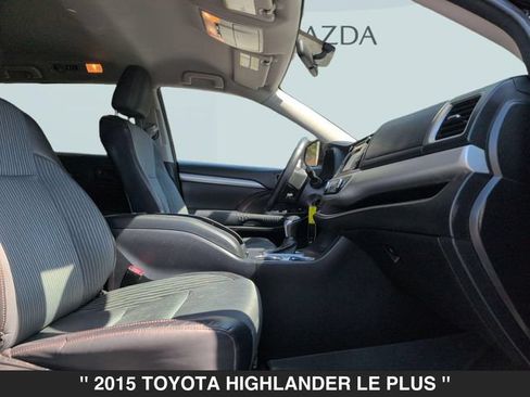 Used 2015 Toyota Highlander Plus AWD/4WD image 32