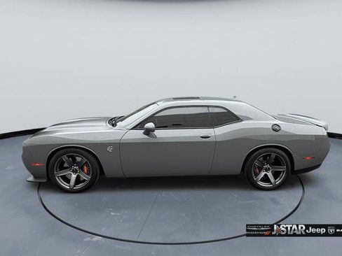 Used 2019 Dodge Challenger SRT Hellcat image 8
