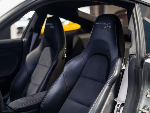 Used 2019 Porsche 911 GT3 RS RWD image 4
