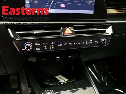 Used 2024 Kia Niro Wind w/ Wind Preserve Package FWD image 20