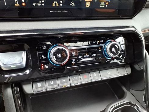 New 2026 GMC Sierra 2500 AT4 w/ AT4 Premium Plus Package image 33