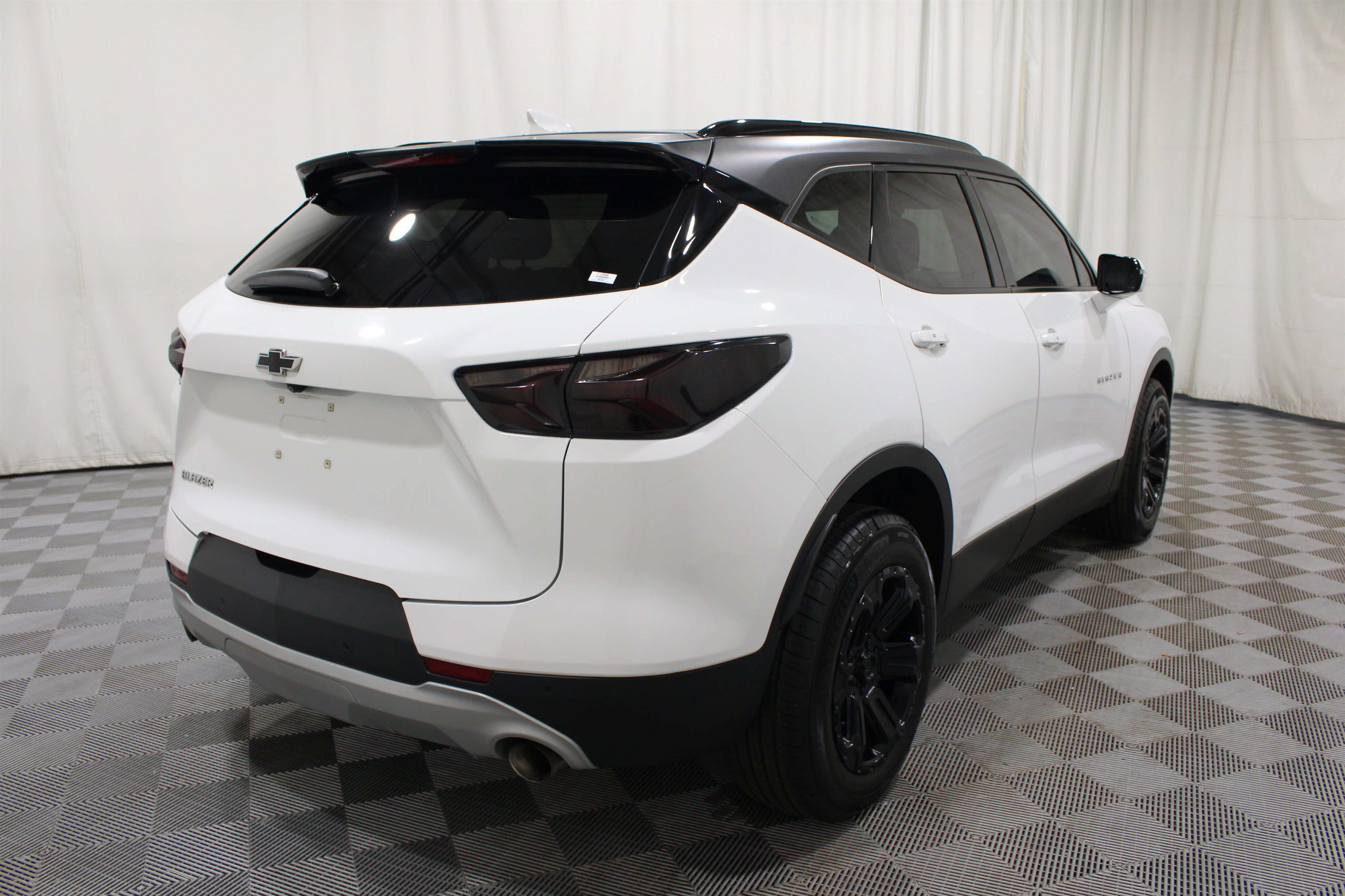 Used 2022 Chevrolet Blazer LT FWD image 30