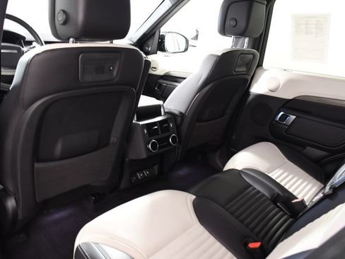 Used 2023 Land Rover Discovery S R-Dynamic AWD/4WD image 27