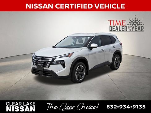 Certified 2025 Nissan Rogue SV w/ SV Premium Package FWD image 4