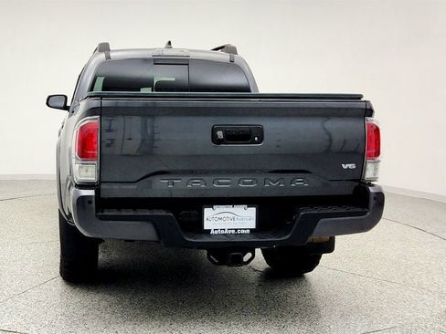 Used 2021 Toyota Tacoma 4x4 Double Cab image 6