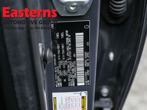 Used 2024 Toyota 4Runner SR5 image 32