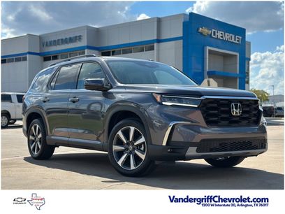 Used 2025 Honda Pilot Touring