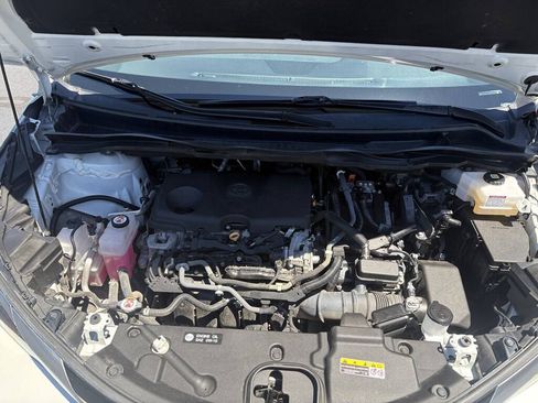 Used 2021 Toyota Sienna Limited FWD image 10