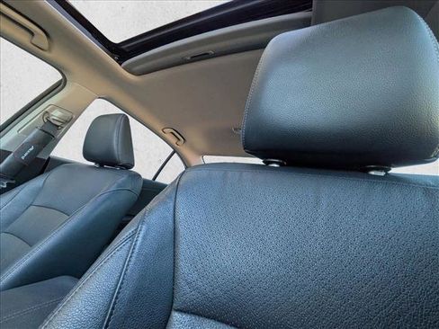 Used 2013 Honda Accord Touring image 16