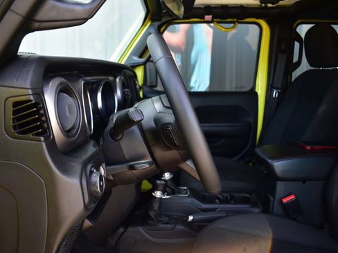 Used 2023 Jeep Wrangler Unlimited Sport AWD/4WD image 44