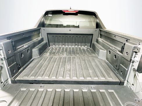 Used 2025 Hyundai Santa Cruz SEL FWD image 30