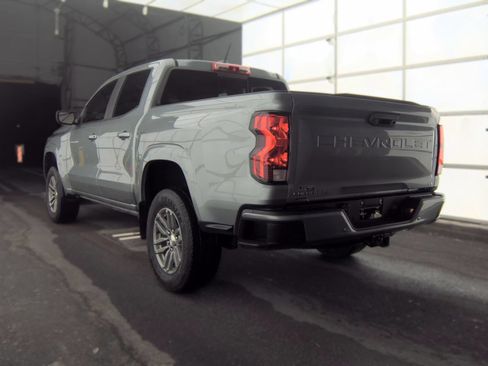 Used 2023 Chevrolet Colorado LT w/ LT Convenience Package II RWD image 4