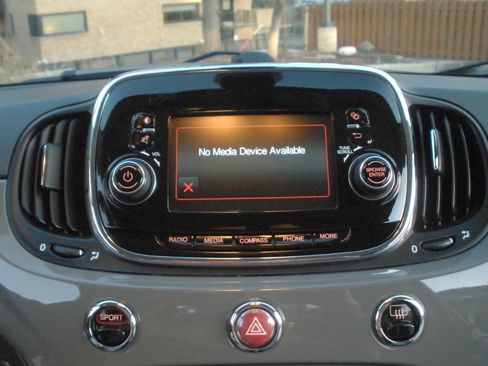 Used 2019 FIAT 500 Pop image 40