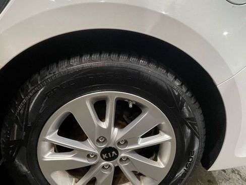 Used 2016 Kia Optima LX w/ LX Convenience Package image 34