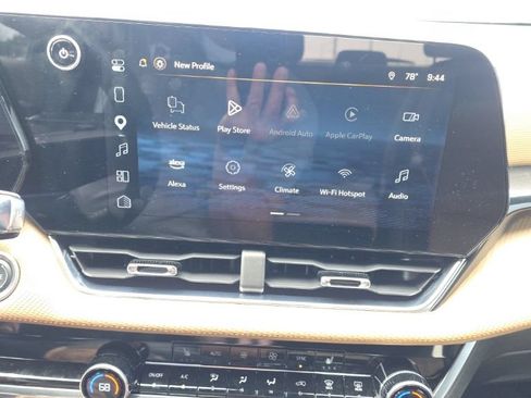 Used 2025 Chevrolet Equinox ACTIV AWD/4WD image 47