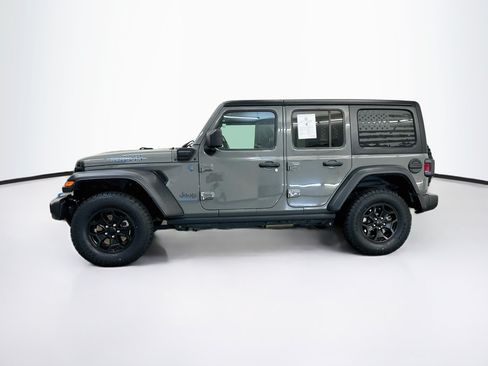 Used 2023 Jeep Wrangler Unlimited w/ Cold Weather Group AWD/4WD image 4