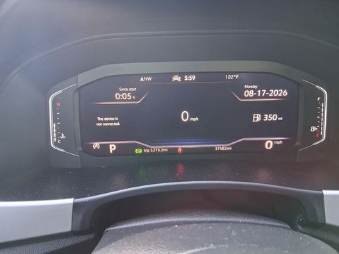 Used 2022 Volkswagen Atlas Cross Sport SE FWD image 13