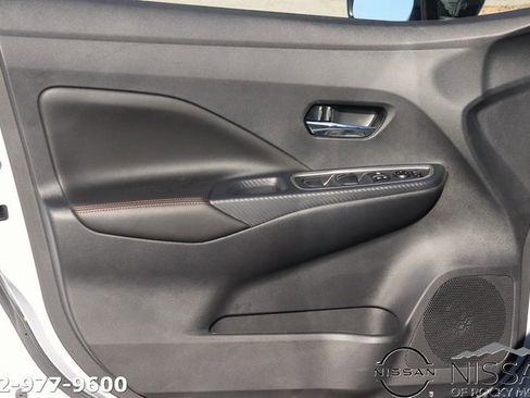 New 2025 Nissan Versa SR image 10