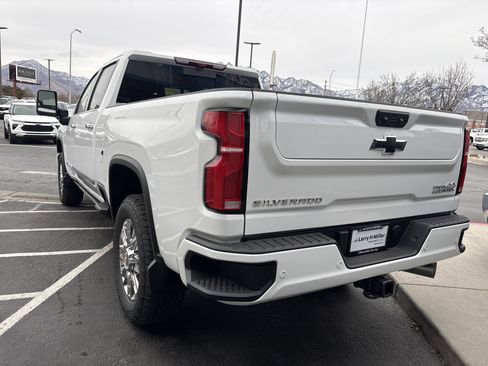 New 2026 Chevrolet Silverado 3500 High Country w/ Technology Package image 3