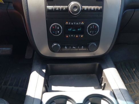 Used 2014 GMC Yukon XL SLT AWD/4WD image 28