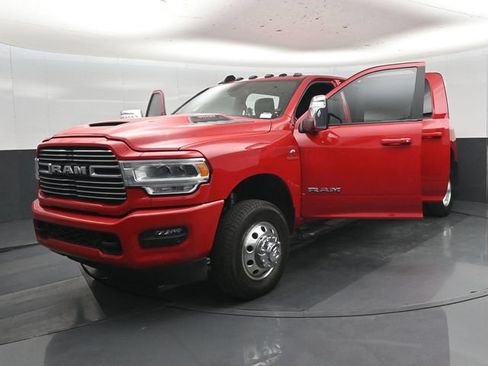 Used 2023 RAM 3500 Laramie AWD/4WD image 58