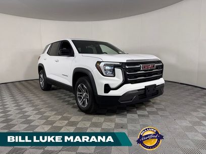 Used 2025 GMC Terrain Elevation