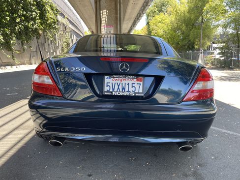 Used 2006 Mercedes-Benz SLK 350 image 17