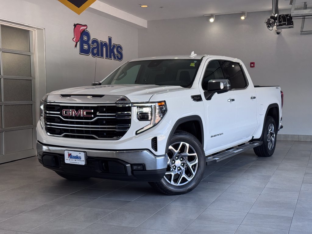 Certified 2023 GMC Sierra 1500 SLT w/ SLT Premium Package AWD/4WD image 2
