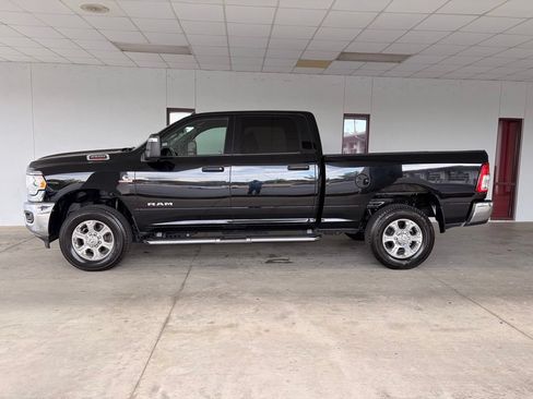 Used 2024 RAM 2500 Big Horn AWD/4WD image 10